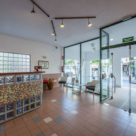 Hostal Rosales Es Pujols Buitenkant foto