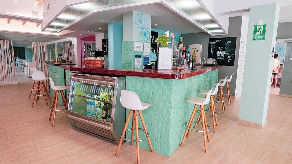 Hostal Rosales Es Pujols Buitenkant foto